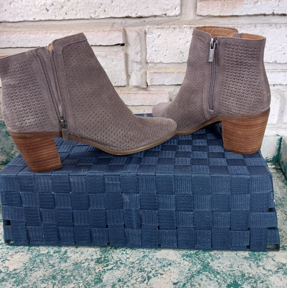 LUCKY BRAND Ankle Boots Grey Leather Size 8 1/2 Medium